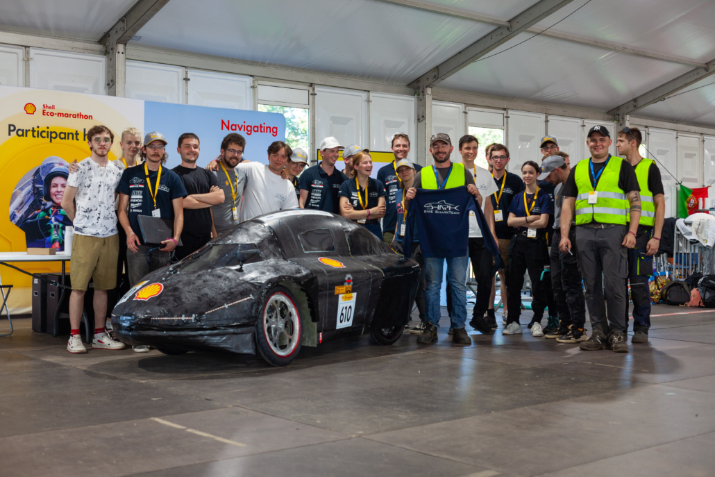A BME SharkTeam csapata, és a hidrogén meghajtású Luna prototípus a 2025-ös Shell Eco-marathon versenyen